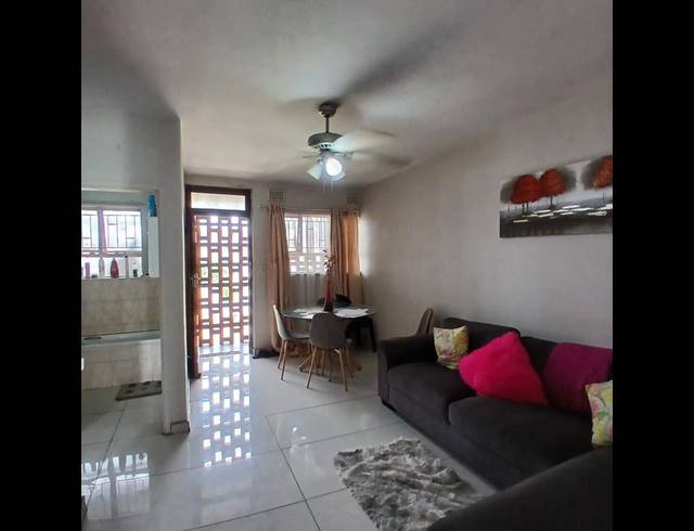 2 BEDROOM APARTMENT FOR SALE IN MONTCLAIR